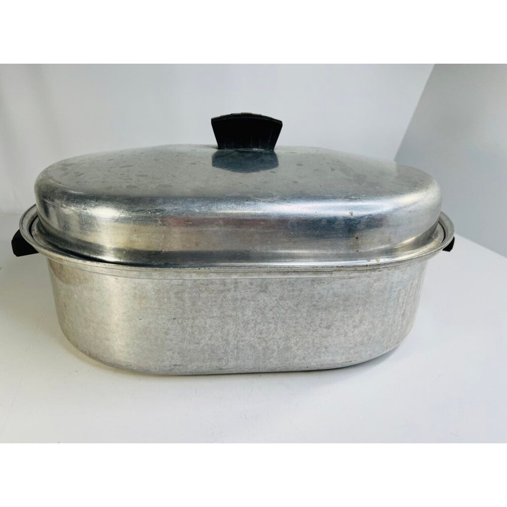 WARDS BEST QUALITY  ROASTER STOCK POT & LID WATERLESS COOKWARE VINTAGE